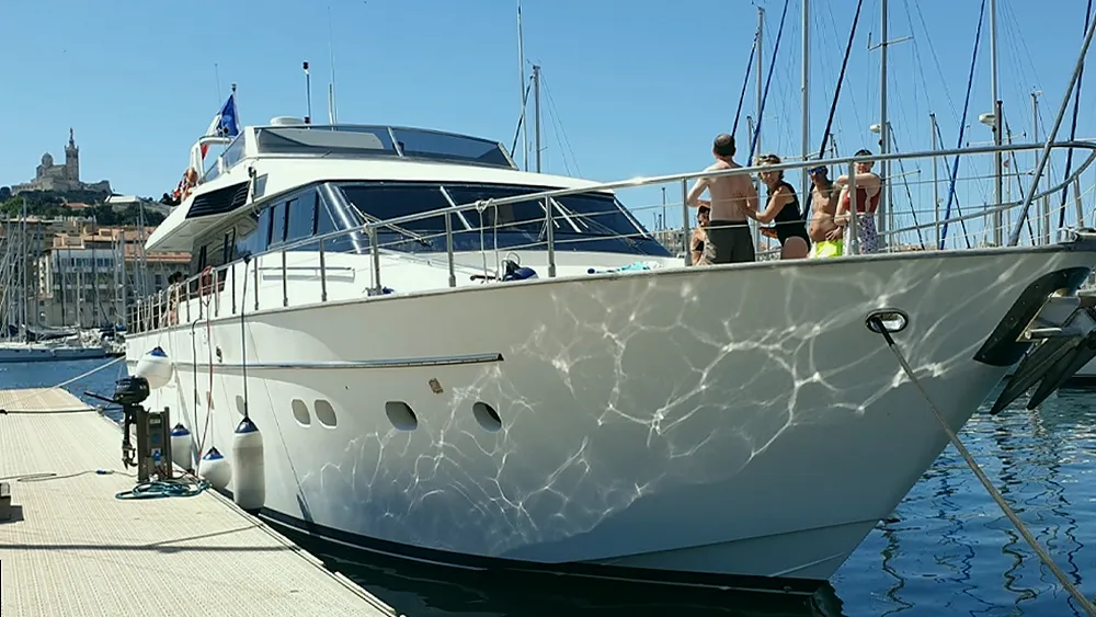 Barco disponible para alquiler en Isla Cristina, Andalucía